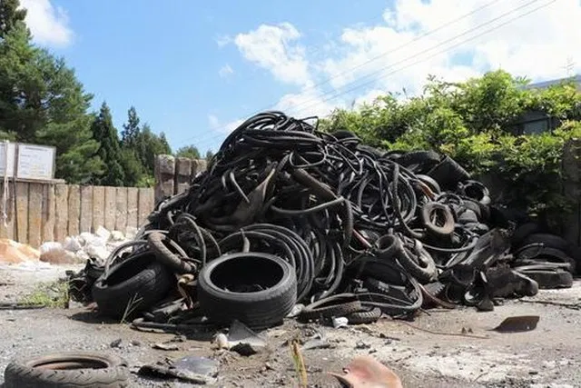 タイヤ・自動車バッテリー